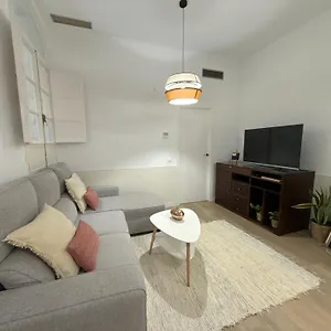 Pikis Center Sevilla